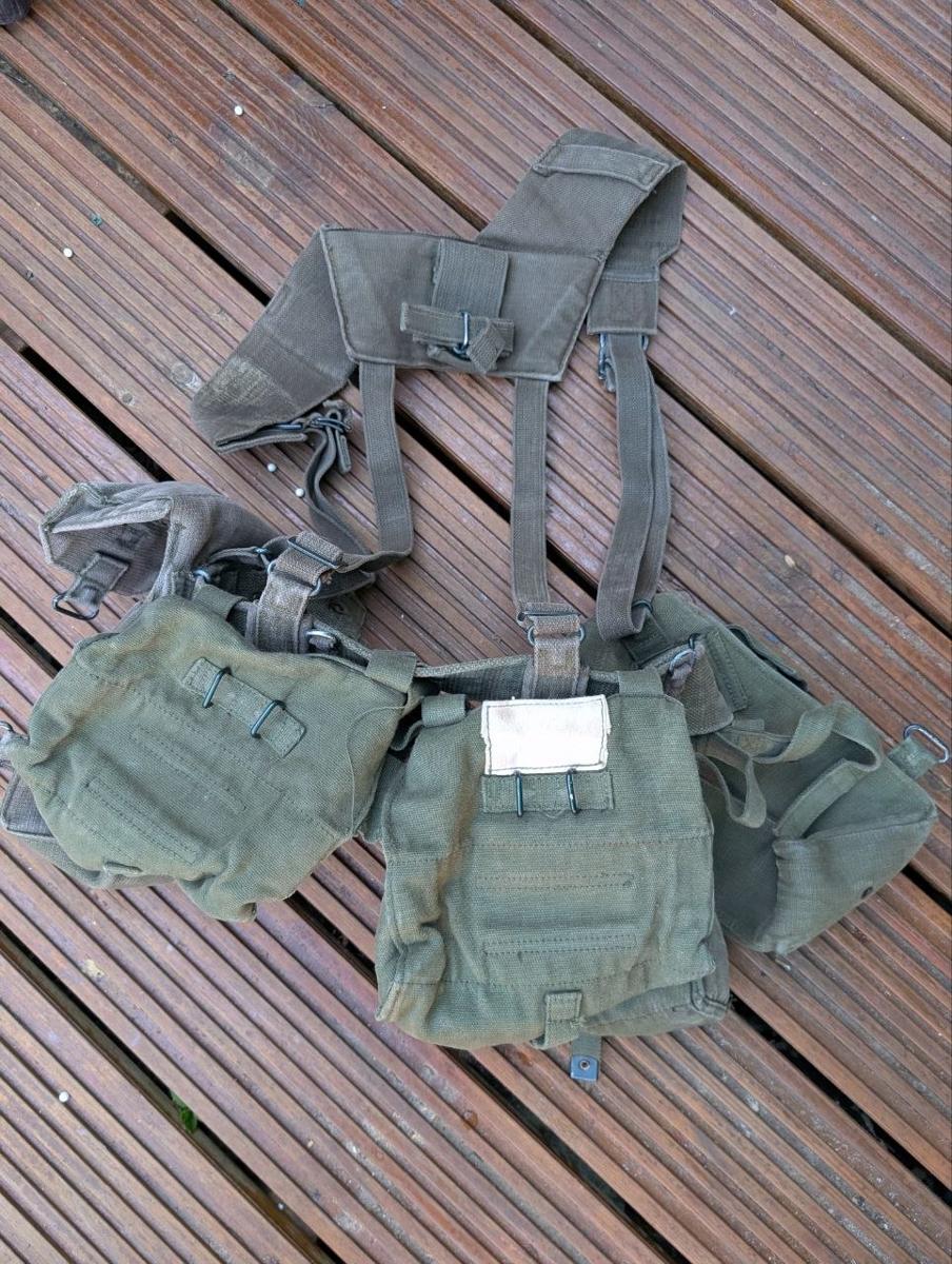 British Army 58 Pattern Webbing Set Belt Yoke & 4 Pouches Olive Green Surplus