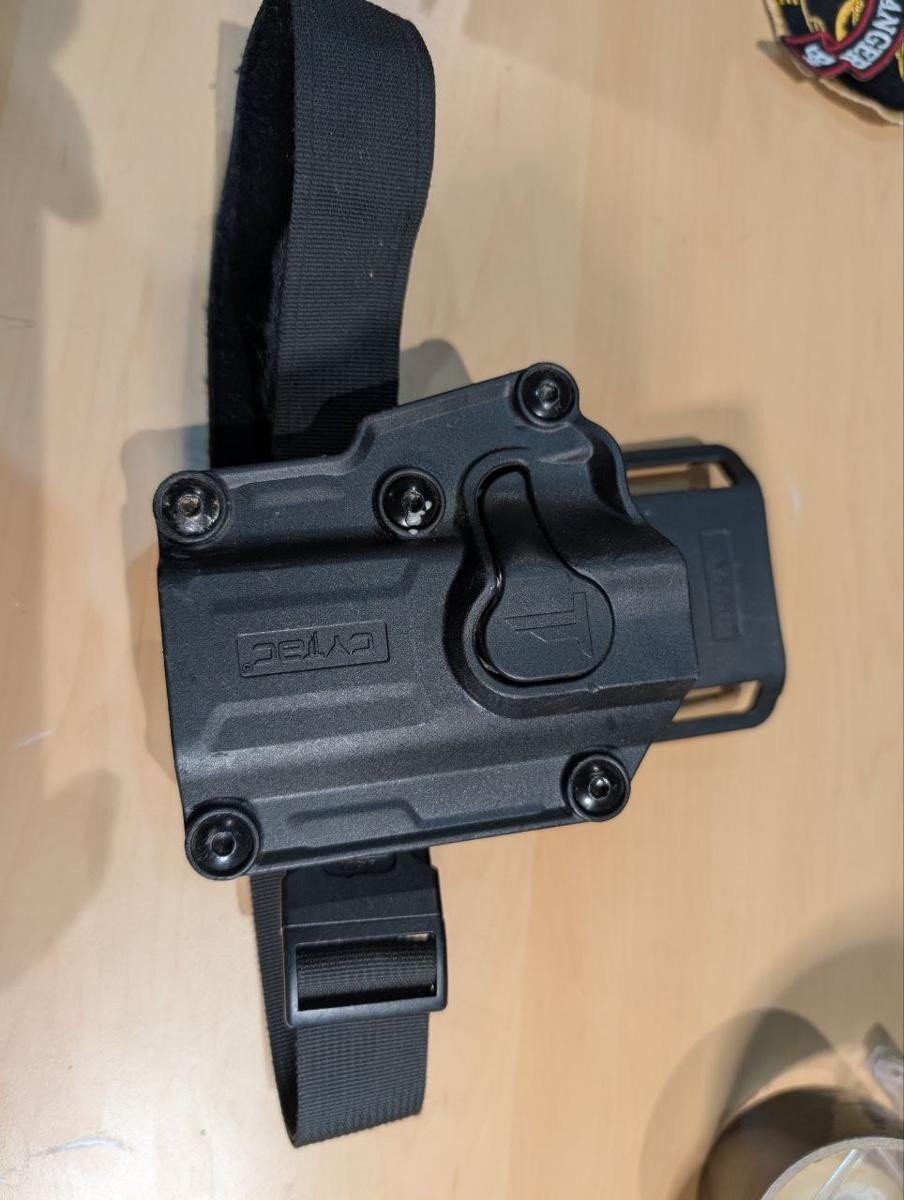 Cytac Drop Leg Pistol Holster Right Hand Retention Airsoft MOLLE