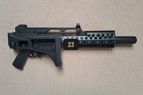 JG G36C Airsoft AEG Rifle with RIS Handguard and Suppressor, Unused